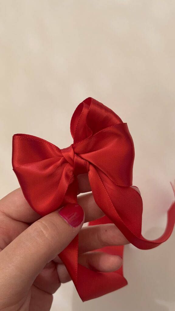 How To Tie A Bow With Ribbon